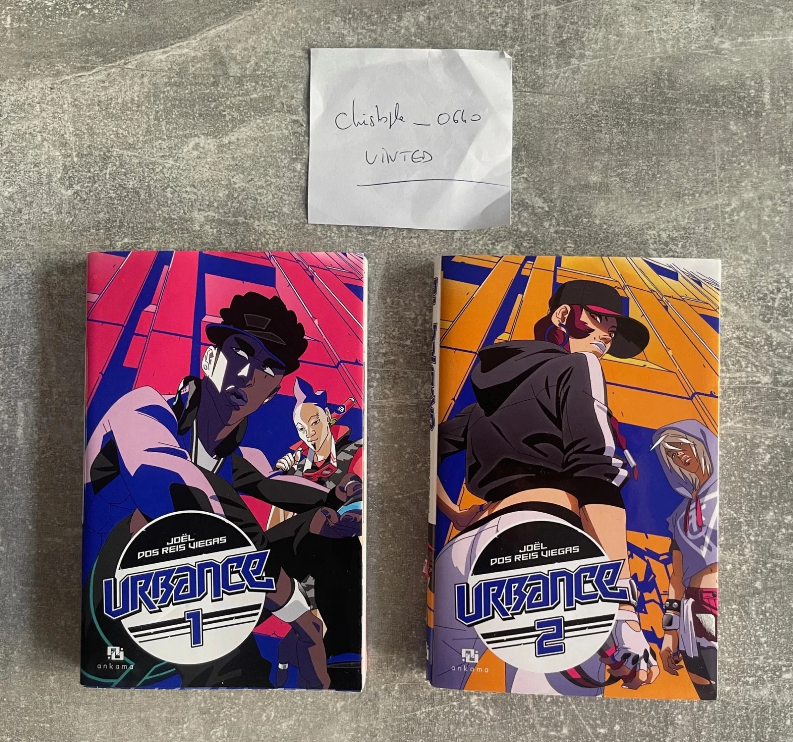 Lot de 2 mangas Urbance tomes 1 et 2 en version française.